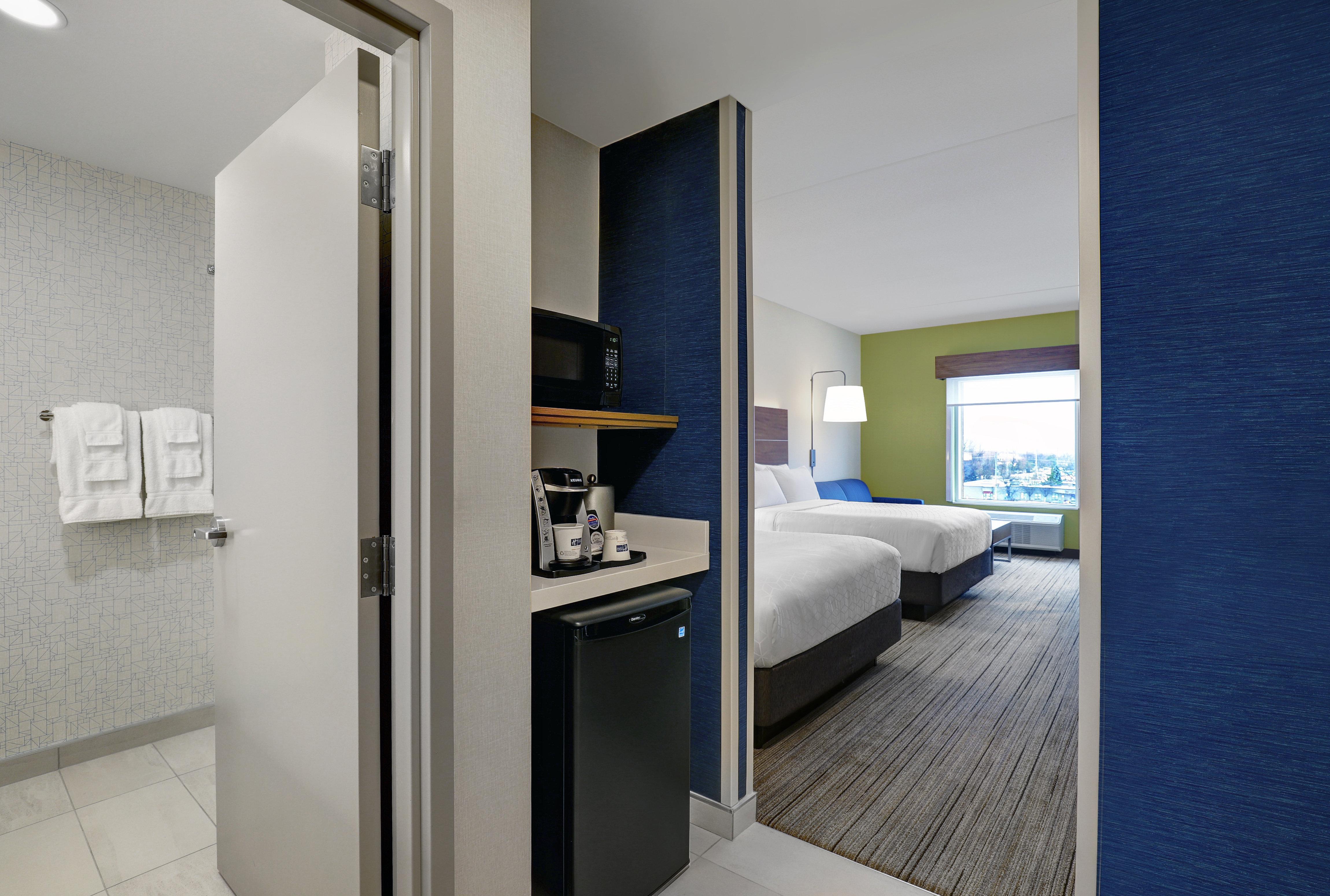 Holiday Inn Express & Suites - Collingwood Bagian luar foto