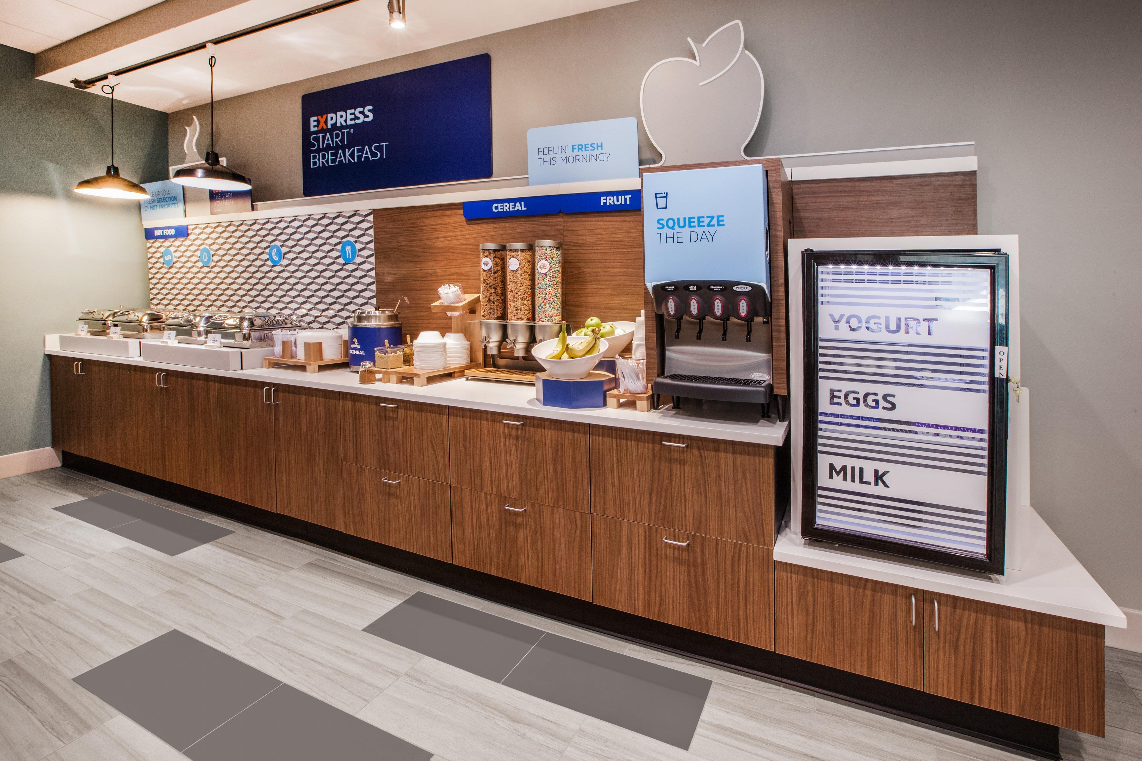 Holiday Inn Express & Suites - Collingwood Bagian luar foto