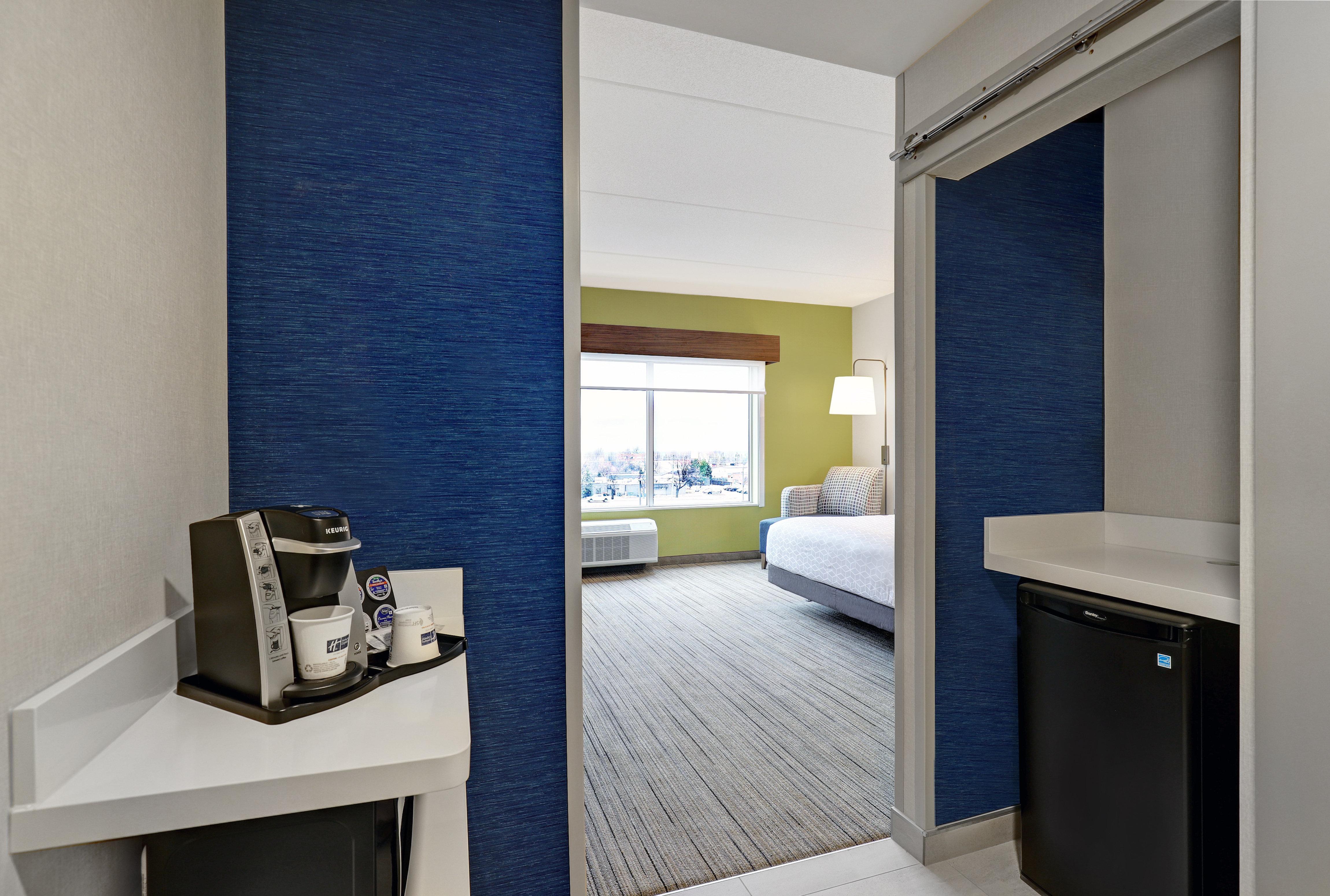 Holiday Inn Express & Suites - Collingwood Bagian luar foto