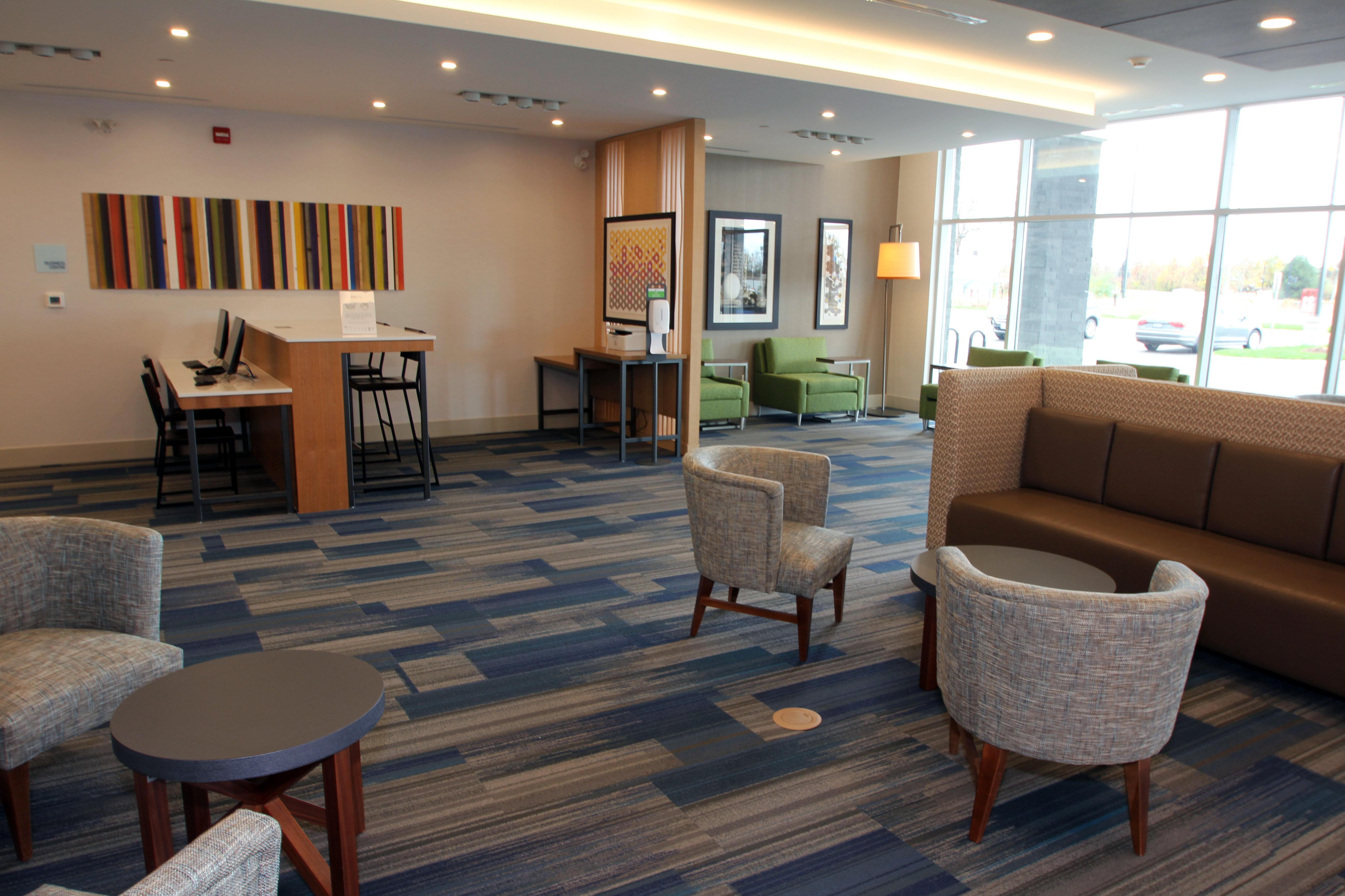 Holiday Inn Express & Suites - Collingwood Bagian luar foto