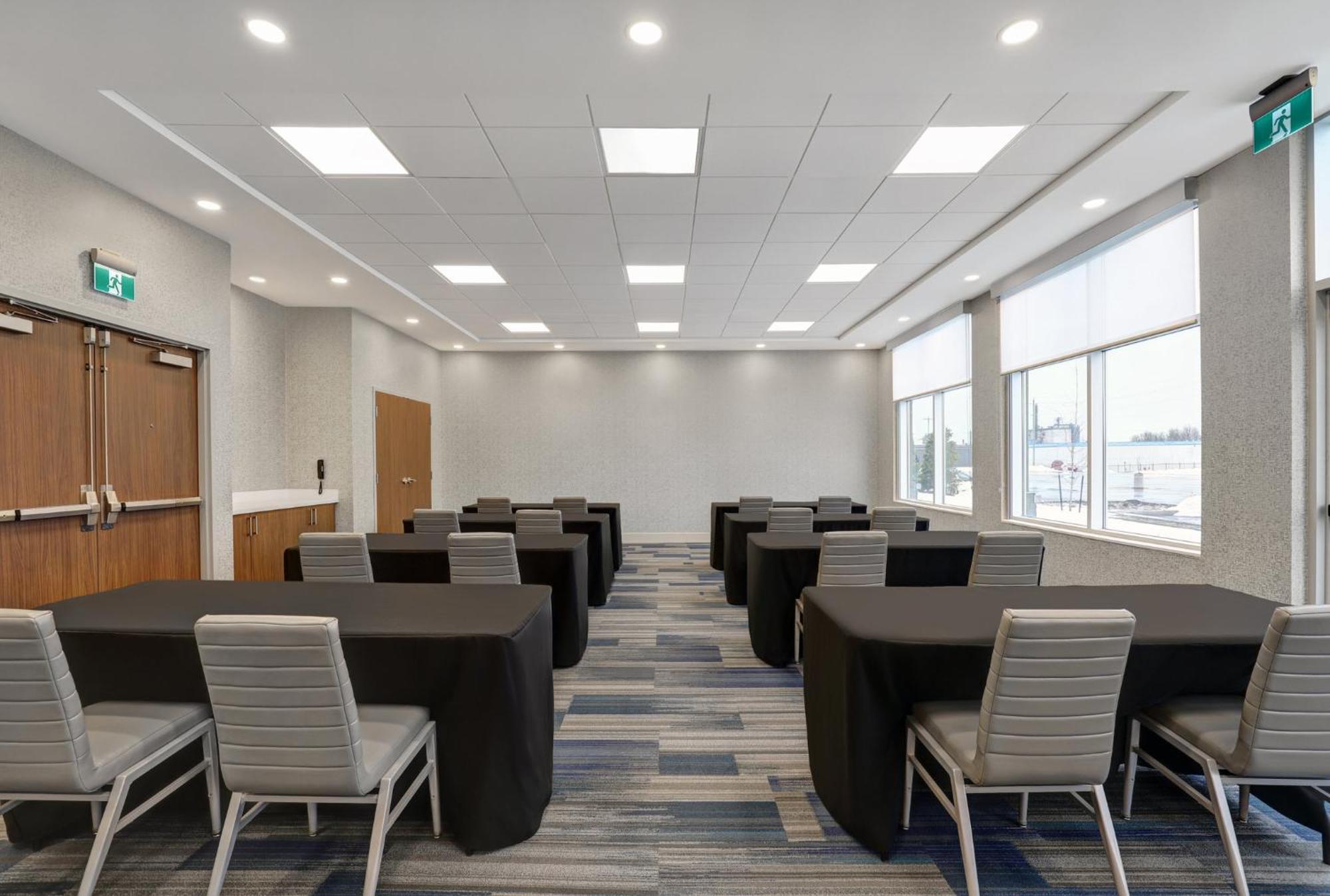 Holiday Inn Express & Suites - Collingwood Bagian luar foto